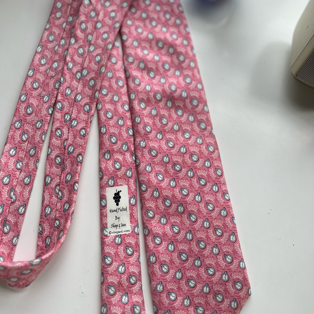 Vineyard and vines collectible ties pocket watch prints